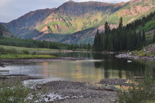 mtns north of Maroon Valley